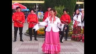 Казачий хор.  Адлер. Выступление в честь Дня России