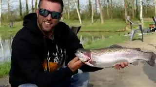 Matze Koch with spoon on trout