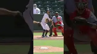 Brooks Lee is On FIRE #baseball #minnesotatwins