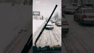 Снегопад в Днепре: "На призыв не выезжать на дороги отреагировали только коммунальные службы"