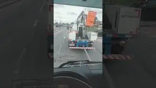 Sendo rebocado 🚚