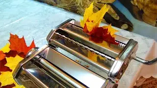 An Italian way to grind tree leaves and herbs for medicinal tea drinks.