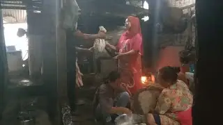 Ngintip persiapan - Bikin ketan buat acara besok bu lik adminah