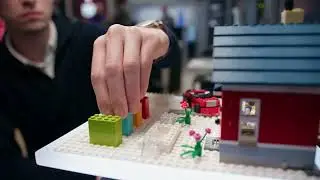 Place & Play | Lego store