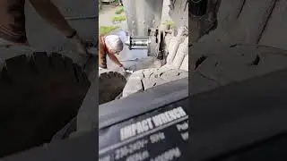 Камаз. Как снять втулку сальника с балки и не убить ее.