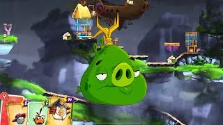 KING PIG PANIC BOSSLEVEL KING PIG & 2 FOREMAN PIGS