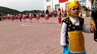 23 Nisan KAŞIK OYUNLARI 3.Sınıf Gösterisi X3