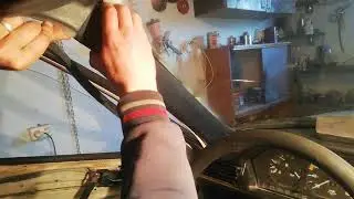 Как снять пластик со стойки лобового стекла, мерседес  w124