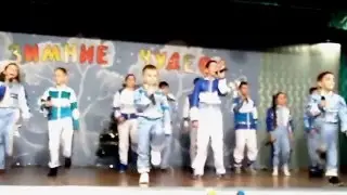 Копия видео "Отчетный концерт 2015 "Улицы Хит"."