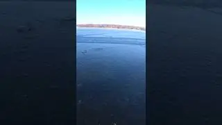 Не шутите с первым льдом 