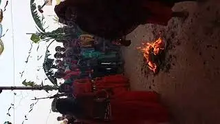 आग पर चलता हुवा झाँकी छोटी कल्याणी के द्वारा राम धुन कीर्तन में।
