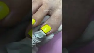 Как покрывать цветом в три слоя ? #gelnails #nails #pedicure