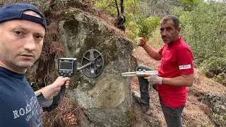 Incredible Discovery Grave Treasure Found Inside the Rock!!!