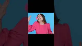 девушки готовы бороться за платье