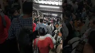 Stampede-like situation happened at Diva railway station due to sudden heavy rain last night. #news
