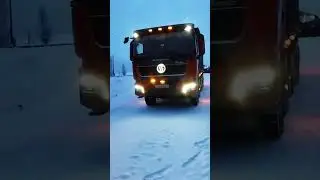 С Новым Годом, друзья коллеги