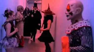 Majestro stalks (Madhouse Manor)