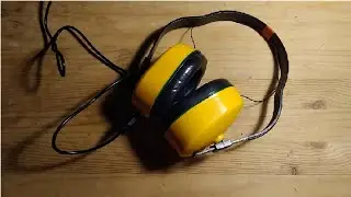 Headphones for computer from the trash