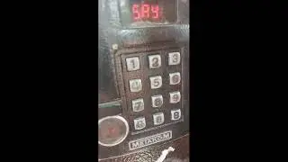 Звоним мише в домофон