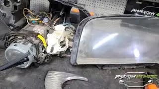 Despiece de faro de  una  BMW X3 2008