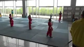 Shandong, 2013 Chinese children on the sidelines