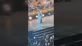 Finale del concerto di Renato Zero alla prima serata di Roma 13/03/2024