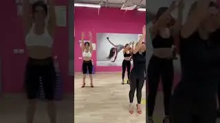 Позирование фитнес бикини