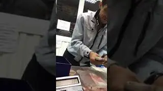 Дайте че нибудь попить