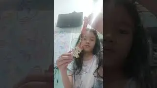 baby cathy membuka blind bag sanrio, kartu, gantungan kunci