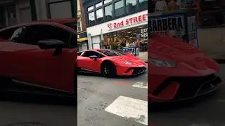 LAMBORGHINI HURACÁN PERFORMANTÉ PULLS OFF PERFECT 