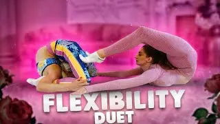 Flexibility duet. Backbend and triplefold. Two contortionist girl. Flexshow.