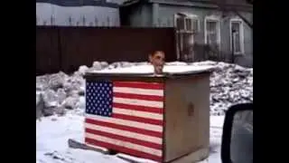 Американский мусорный бак и Барак Обама. American trash can and Barack Obama