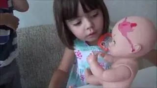 Кукла Беби Бон на приеме у врача  доктор лечит куклу  Видео для детей  Baby Born Doll