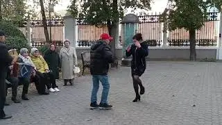 08.10.2023. Танцы под гармонь в парке Гомеля.