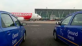 Chennai International Airport Airfield Airasia Aircraft Taxiway Crossing