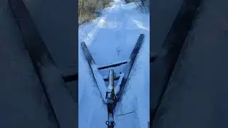 Зима 2021 Чищу по селі дороги.