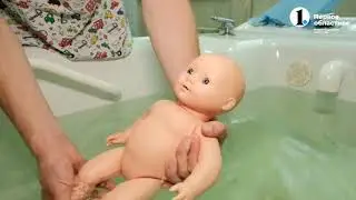 Первое купание малыша: основные моменты