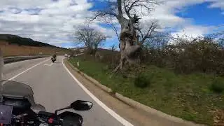 O meu amigo Zé a curtir a minha mota e eu a reviver a NC
