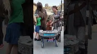 The Force is strong with friends in Galaxy’s Edge 🚀