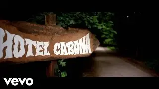 Naughty Boy - Hotel Cabana Trailer