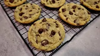 Get Bakery-style Chocolate Chip Cookies At Home | No Chilling Required!