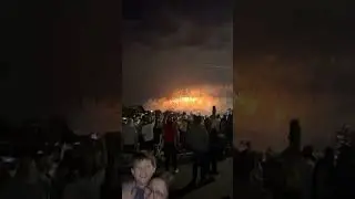 Sydney Fireworks Starting live on site