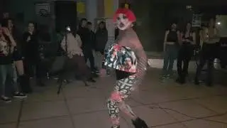 Γεια σας είμαι η Κανγκελα