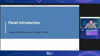 Discovery and Pricing Data in Data Marketplaces: Challenges and Opportunities