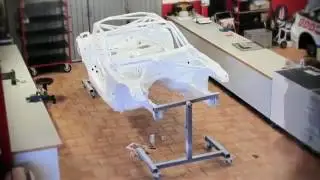 Превращение BMW Z4 в BMW GT3 за 600 часов