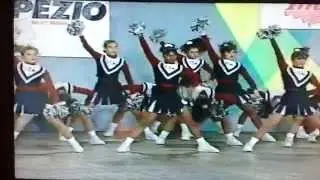 BEST CHEERLEADING ROUTINE EVER!!! 1994 St.Thomas More Catholic High School Sparklers