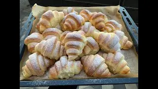 Wow just a dough 🤩I just found the easiest way to make CORNETTI🥰super tasty!