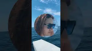 Когда ребёнок с бабушкой ✌️