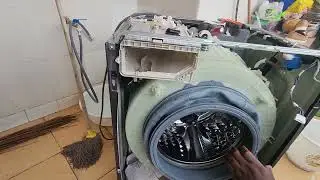 Door rubber gasket installation on a washing machine