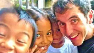 Filipino kids singing Michael Jackson's "We Are the World"